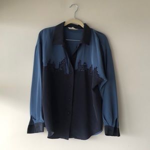Vintage 80s blue and navy blouse with city scene